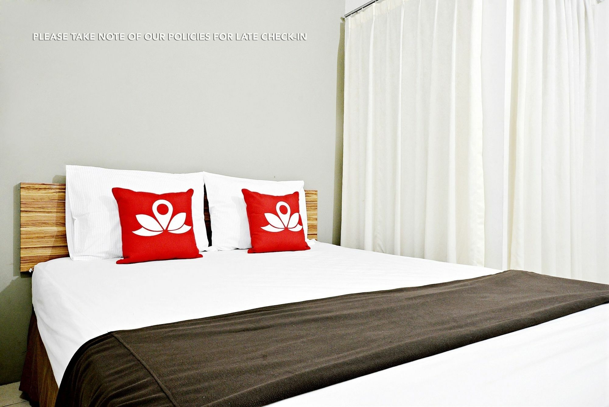 Zen Rooms Mampang Prapatan Jakarta Exterior foto